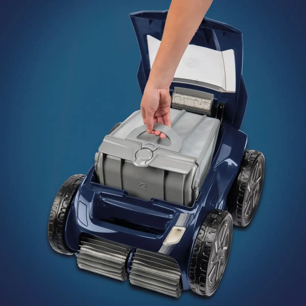 Elektrischer Poolreiniger Alpha Iq Ra 6300 Iq Im Filtertausch.webp